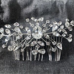 Silver Floral Hair Comb Accessory